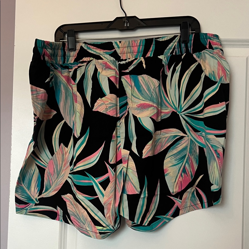 torrid Black High-Waist Tropical Leaf Print Shorts with Pink & Teal - Picture 3 of 3